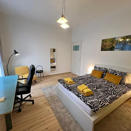 Florence Family 2Bdr Apt - Min From Serdika W Wifi Sofia Exterior photo